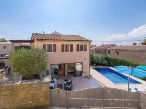 Holiday Home Paula by Interhome